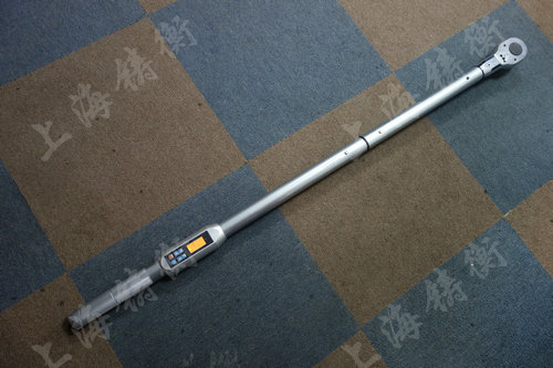 ���@Ť������