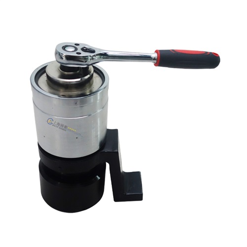 ���̙C(j��)е��˨�A(y��)�o5500n.m�������� �C(j��)е����˨���ж����Ť���ر�����