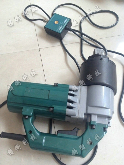 電動扭力扳手圖片