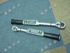 300N.m���@Ť�ذ���