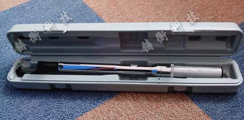 �A��ʽŤ������