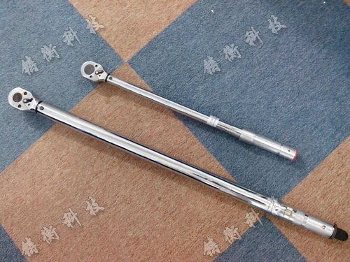 可調式扭矩扳手