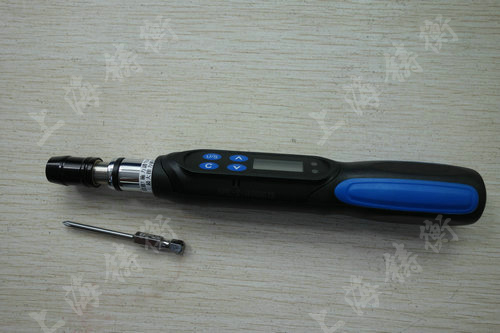 ���@Ť������