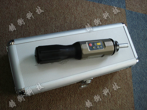 ���@Ť����