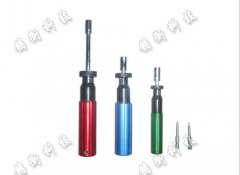 �A��ʽŤ�������Ĵ�